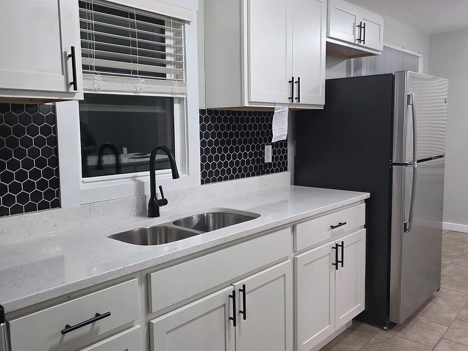 1st image of 2167 S 57th St