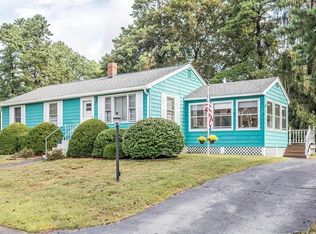61 Sunset Rd, Dracut, MA 01826