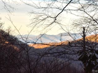 134 Nuthatch Dr, Cullowhee, NC 28723