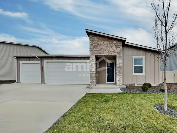 2990 N Vigo Ave, Star, ID 83669