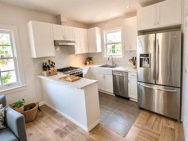 64 Kings Hwy N #1 — Photo 3