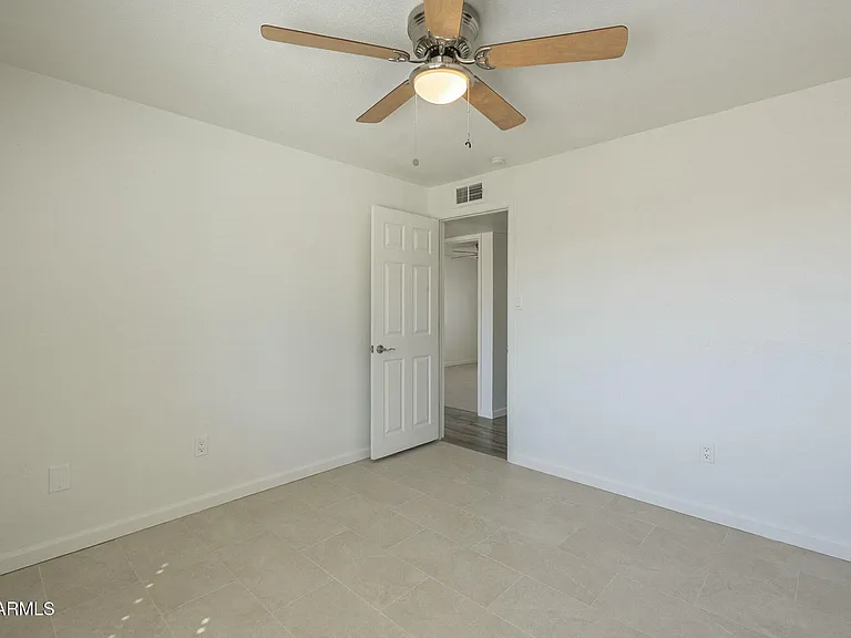 3650 E Eugie Ave — Photo 20
