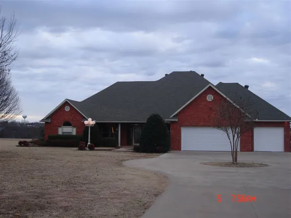 1526 S Glendon Dr, Marlow, OK 73055