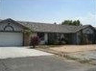 13531 Coachella Rd, Apple Valley, CA 92308