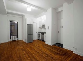 19 W 69th St APT 204, New York, NY 10023
