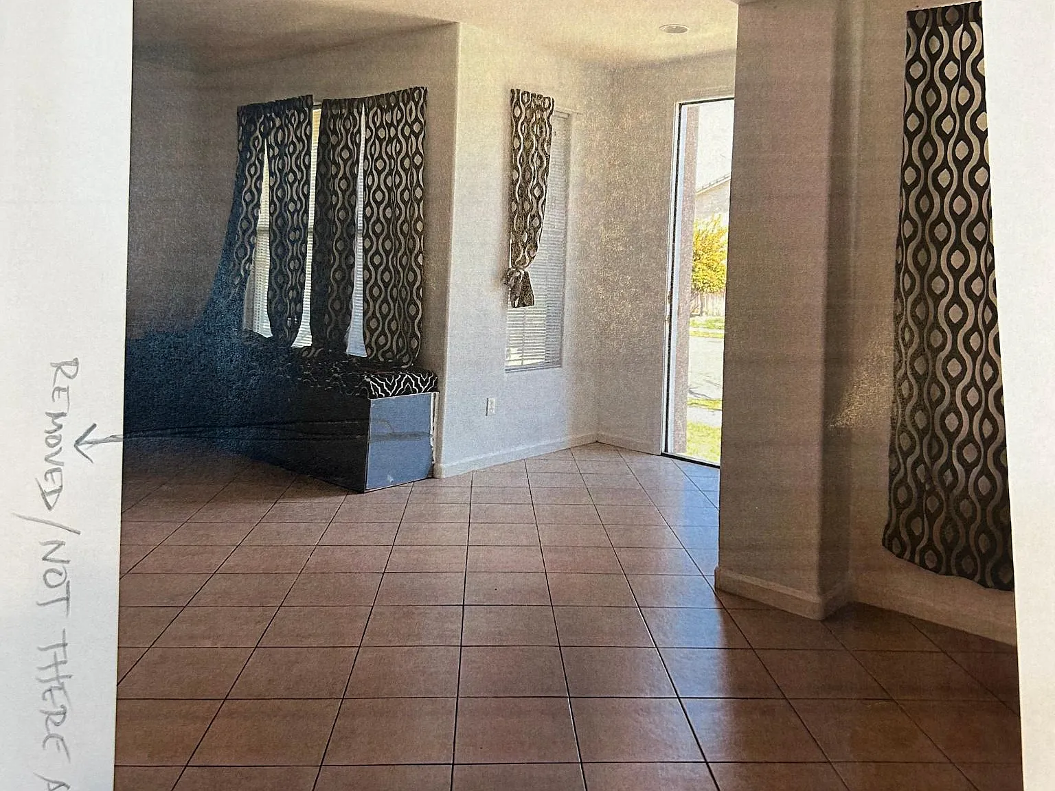 455 Creekside Dr — Photo 3