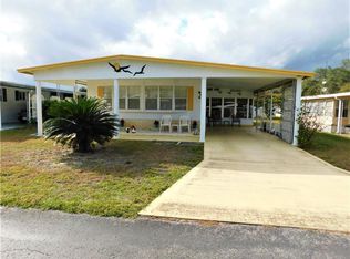 5423 Amanda St, Zephyrhills, FL 33542