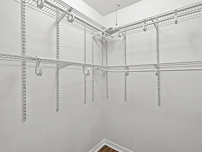 5911 Olive Ave — Photo 10