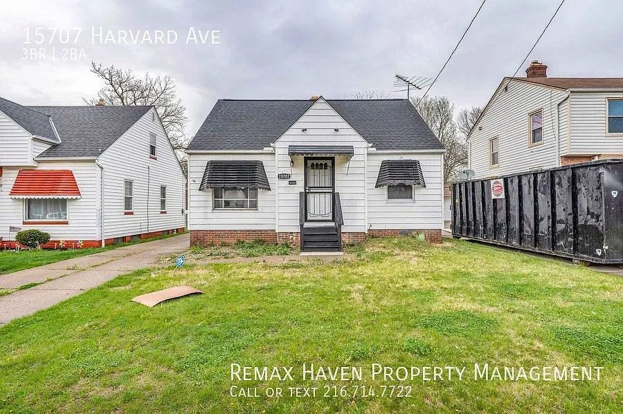 15707 Harvard Ave photo 1
