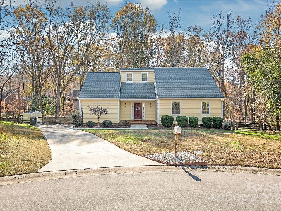 1st image of 10800 Honey Bee Cir