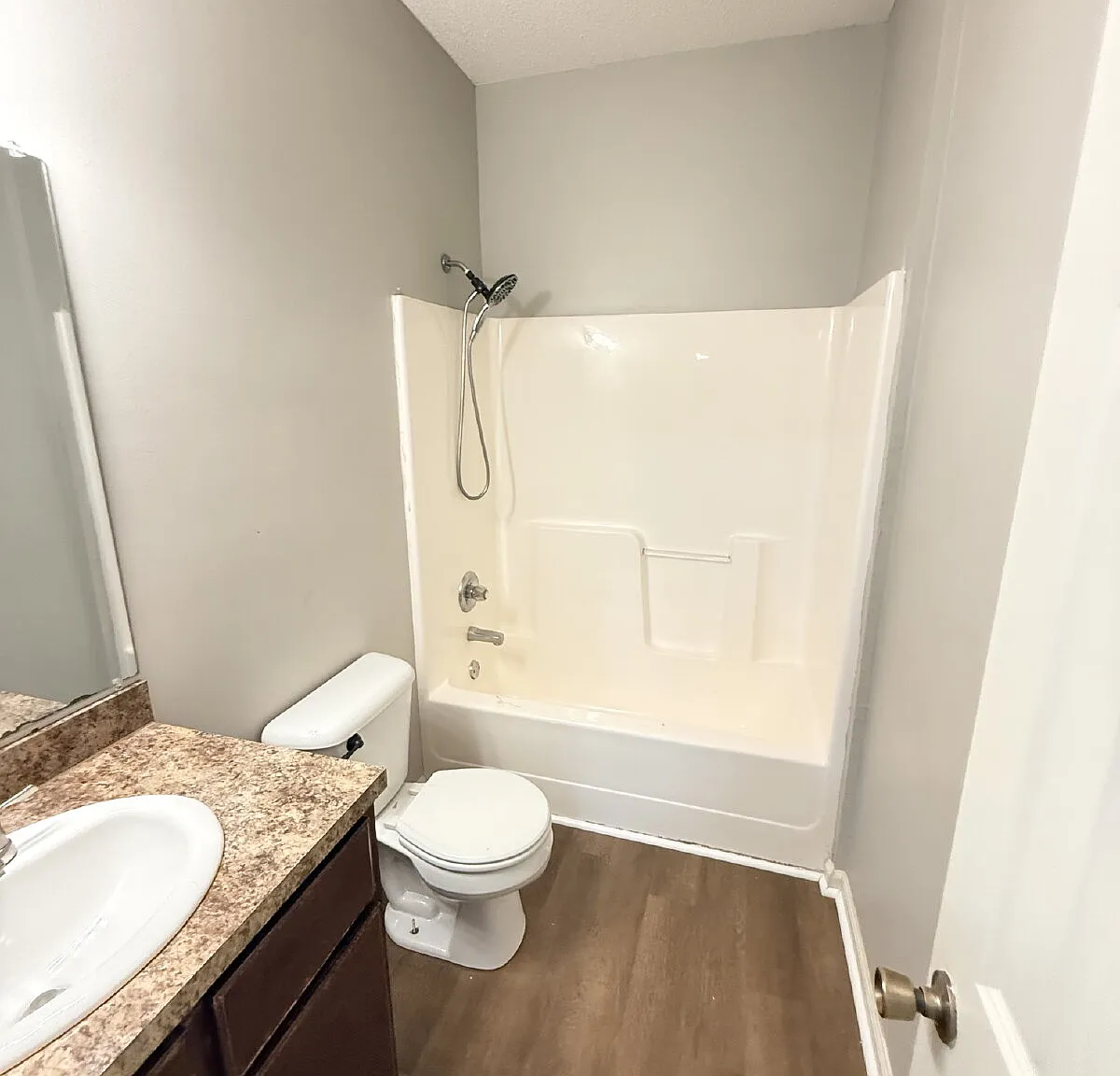 3 bed, 2.0 bath, $1,495 — Photo 4