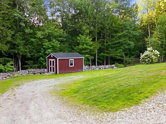4th image of 370 Hebron Road