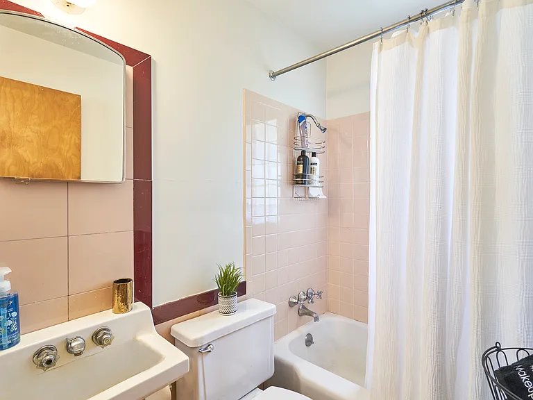 853 Hartford Ave #3 — Photo 12