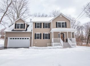 1087 Bridge St, Manchester, NH 03104