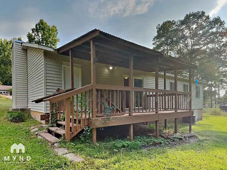 2225 Lisa Ann Dr SE — Photo 18