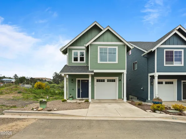 413 NW 5th St, Newport, OR 97365