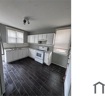 4th image of 1751 McLaran Ave