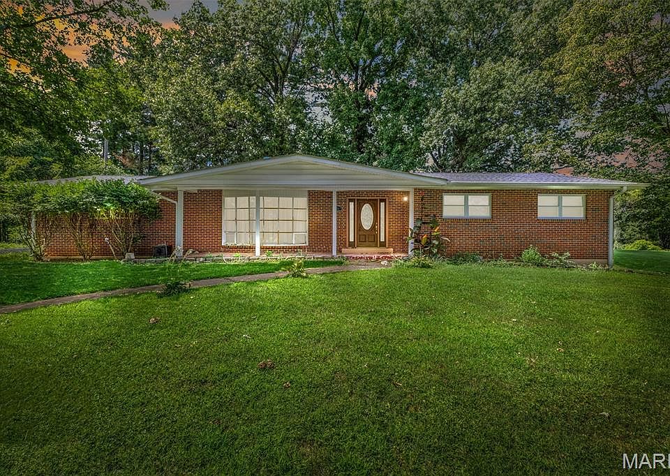 1st image of 14015 Lakeridge Dr