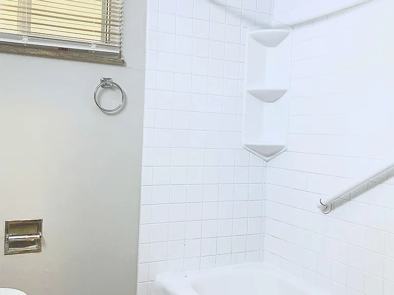 1095 Parma Ave — Photo 9