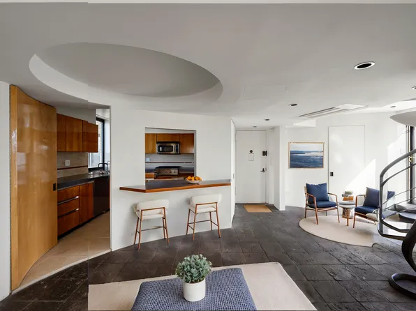 263 West End Avenue image 5 of 17