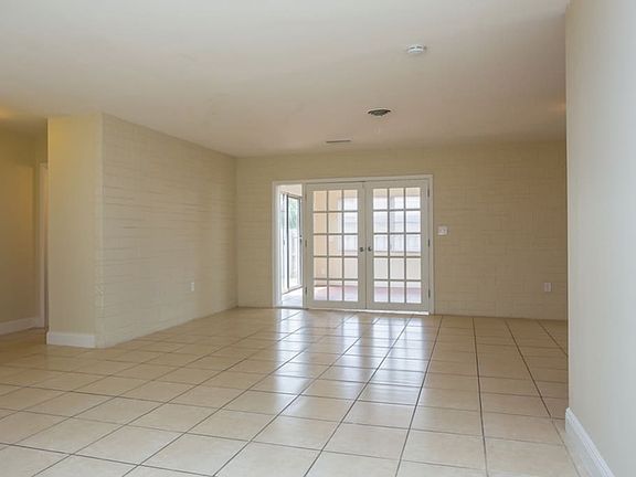 4th image of 1219 Wynnewood Dr