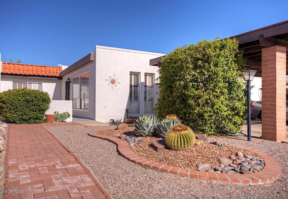 1st image of 261 N Calle Del Diablo
