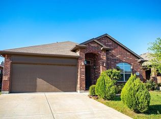 1925 Kachina Lodge Rd, Fort Worth, TX 76131