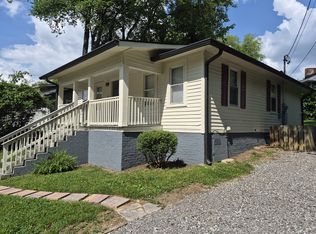 2708 Scottish Pike, Knoxville, TN 37920