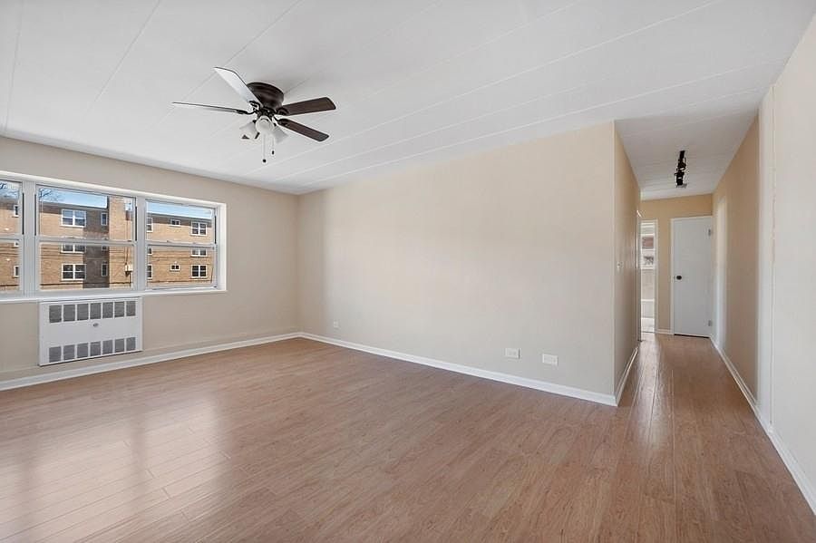 1st image of 6109 N Damen Ave