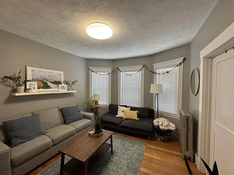 1035 Broadway #2 — Photo 7