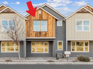 3956 SW Badger Ave #135, Redmond, OR 97756