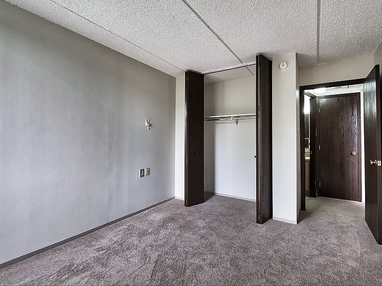Hancock House Apartments — Photo 14