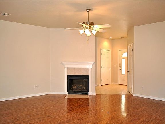 5th image of 1 Bromyard Ln
