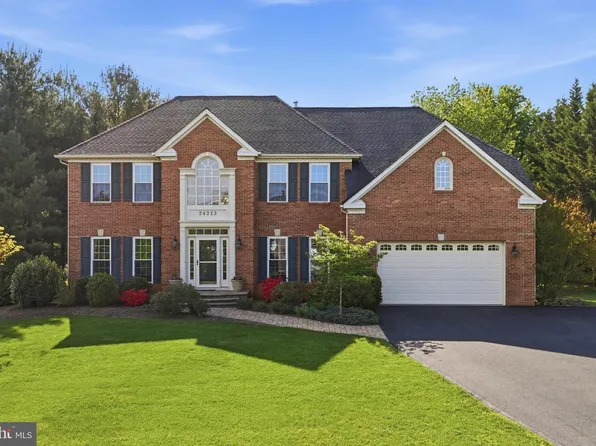 24213 Hailey Dr, Damascus, MD 20872