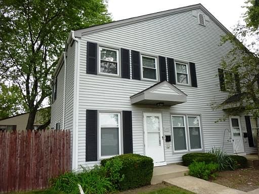 1st image of 1743 Queensbury Cir #1743