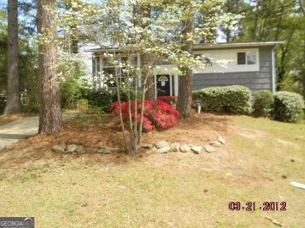 5946 Baywood Ln, Riverdale, GA 30296