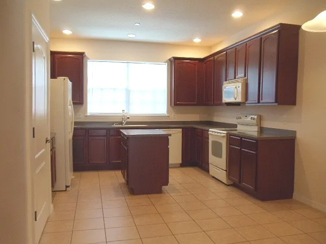 304 Nautica Mile Dr — Photo 13