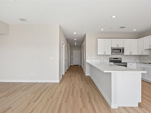 5th image of 3360 Landon Drive #7-103