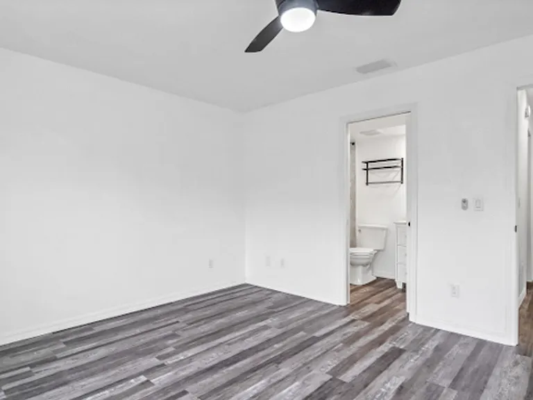 2871 S Pines Dr #24 — Photo 16