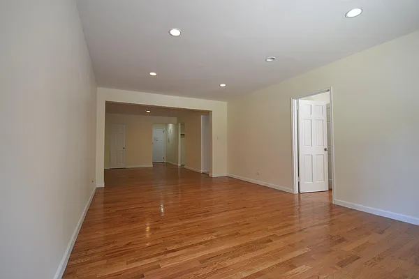 Rented by Silverstein Collection LLC  | media 21