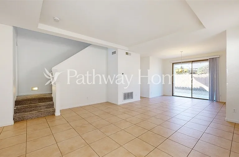 2141 N 135th Dr — Photo 6
