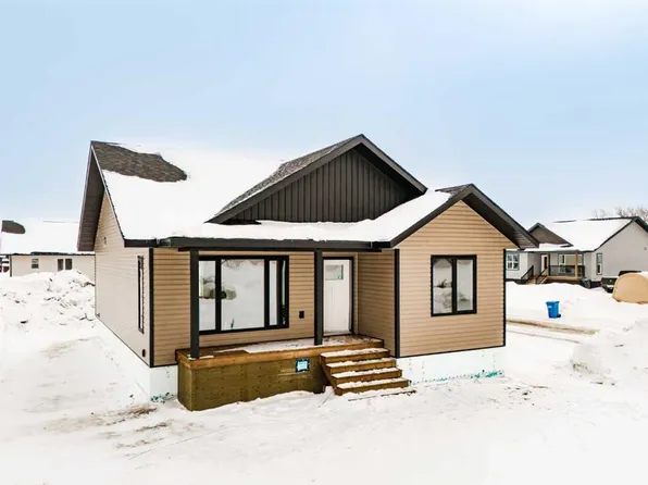 11113 E 104th Ave, La Crete, AB T0H 1L0