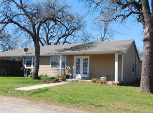 2950 Mel St, Fort Worth, TX 76112