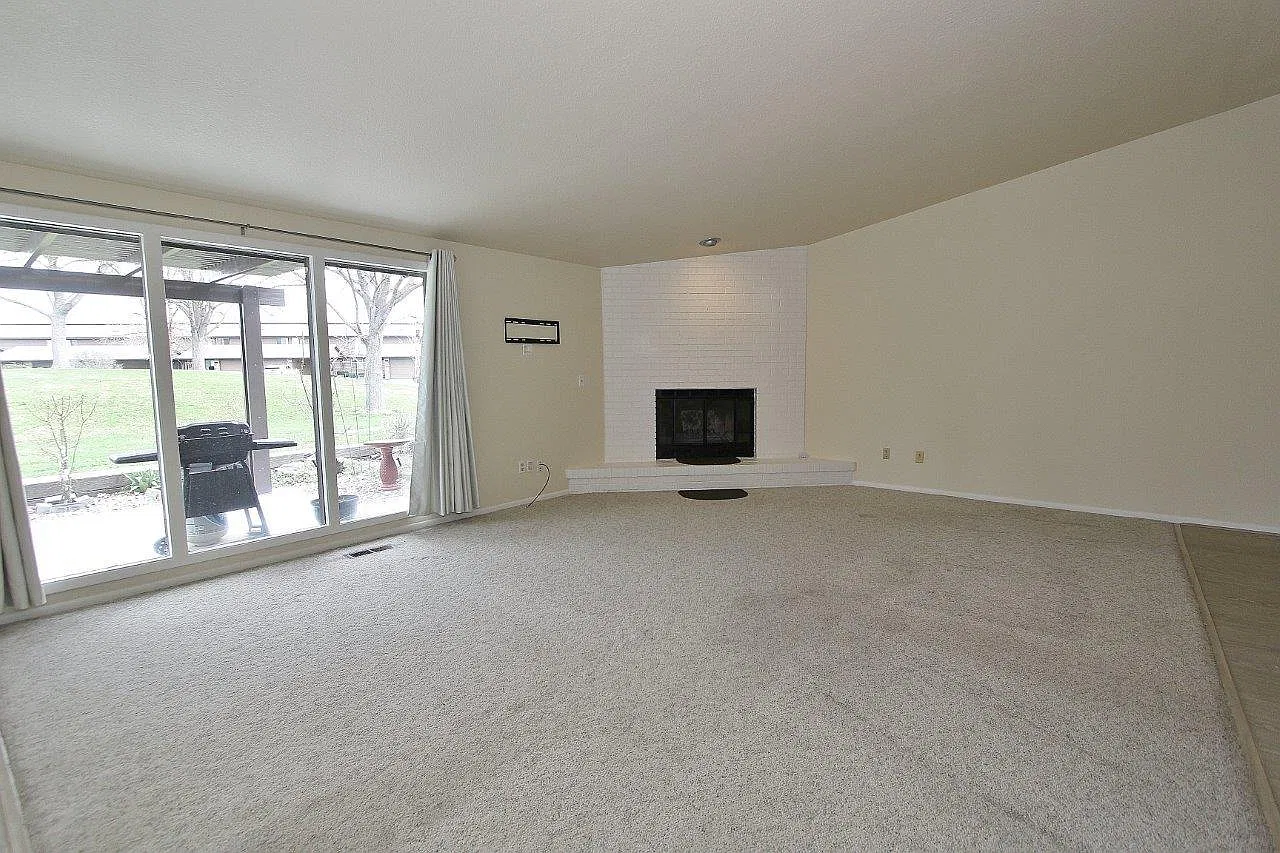 2 bed, 1644 sqft, $2,175 — Photo 4