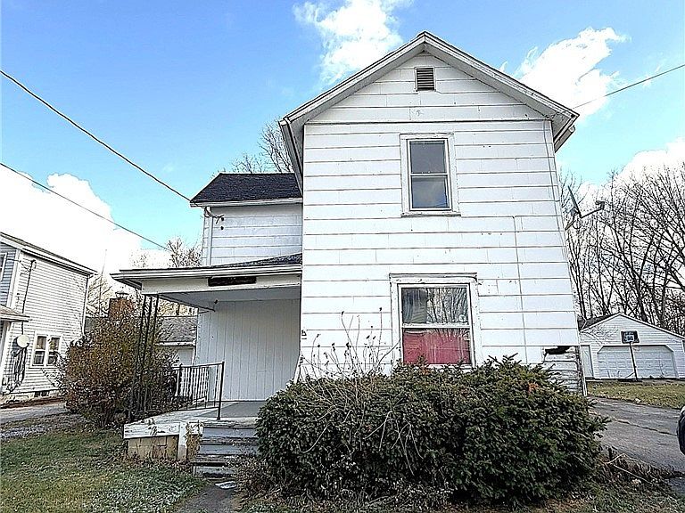 Listing photo 5