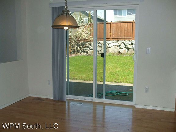 3rd image of 1519 67th St SE