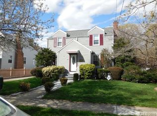 33 W Helen St, Hamden, CT 06514