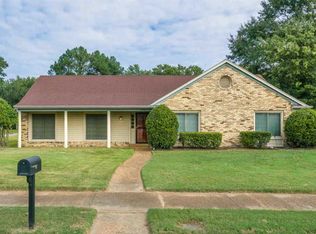 5880 Grosvenor Ave, Memphis, TN 38119