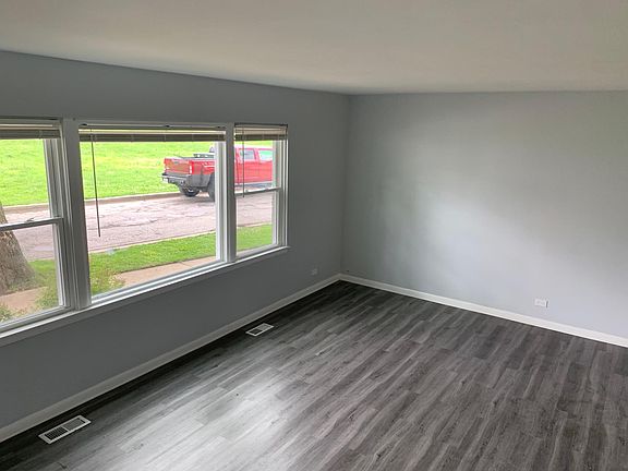 4th image of 1505 N Maywood Dr #1