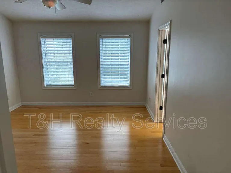 368 Firehouse Pl — Photo 9